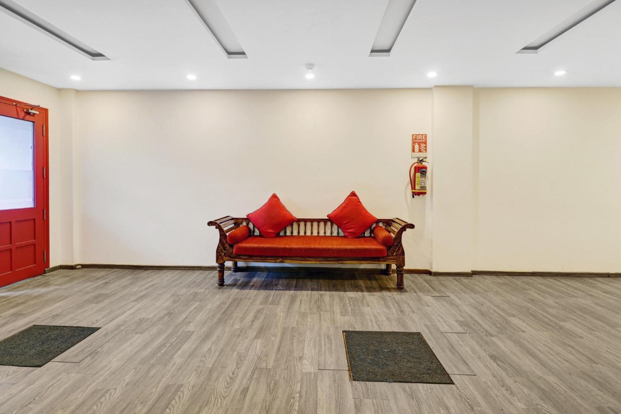 Hotel O Royal Encore バンガロール エクステリア 写真